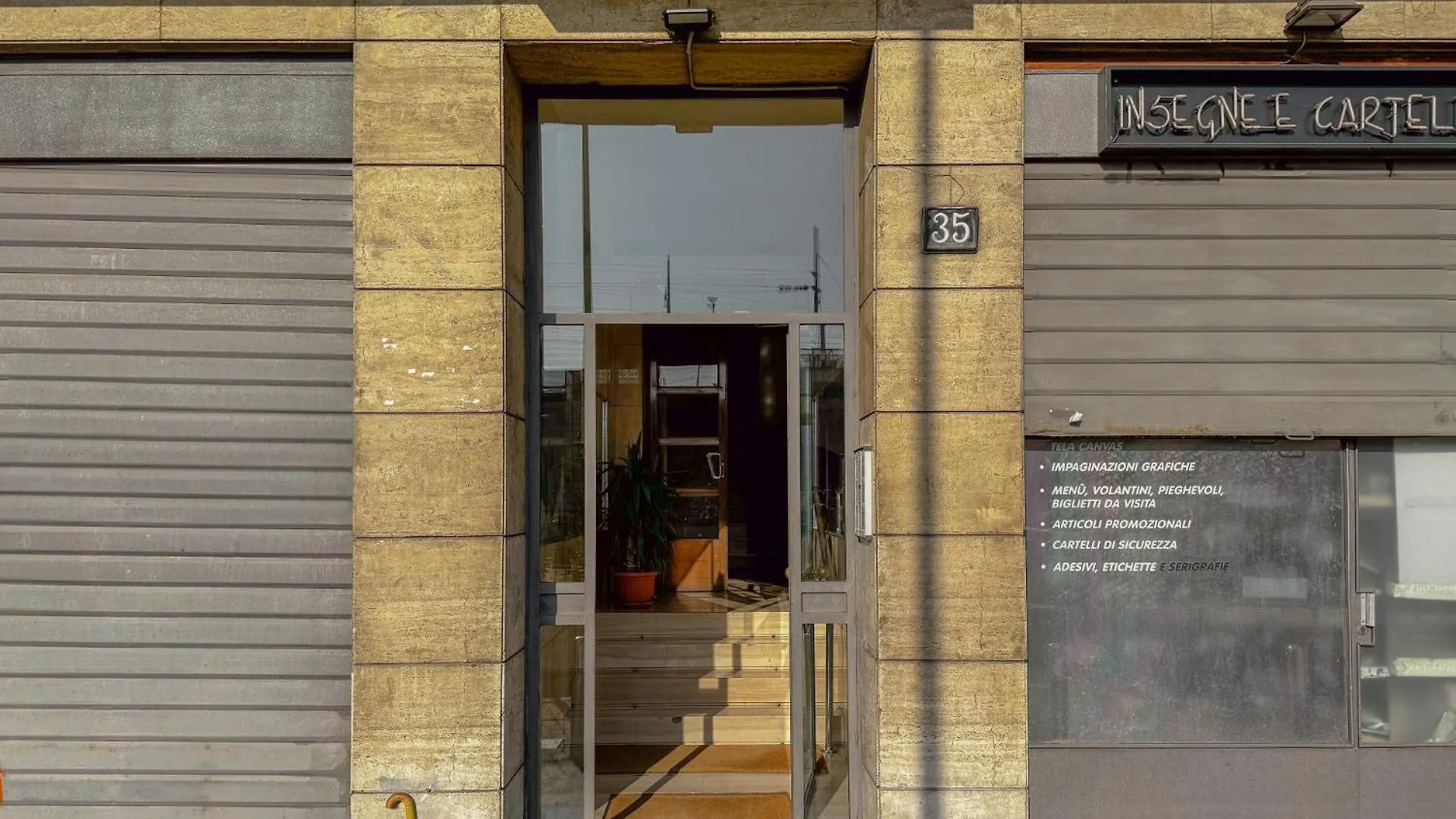 Spacious Apartment With Romantic Balcony And 2 Bathrooms Milano